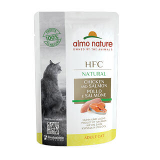 Almo Nature HFC pollo y salmón sobre para gatos 